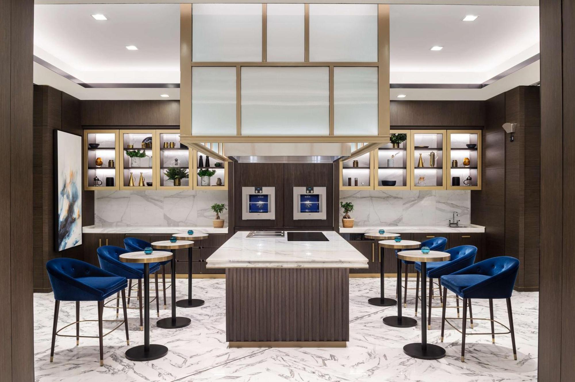 Waldorf Astoria Kuwait Kuwait City Exterior foto The new lounge at the airport