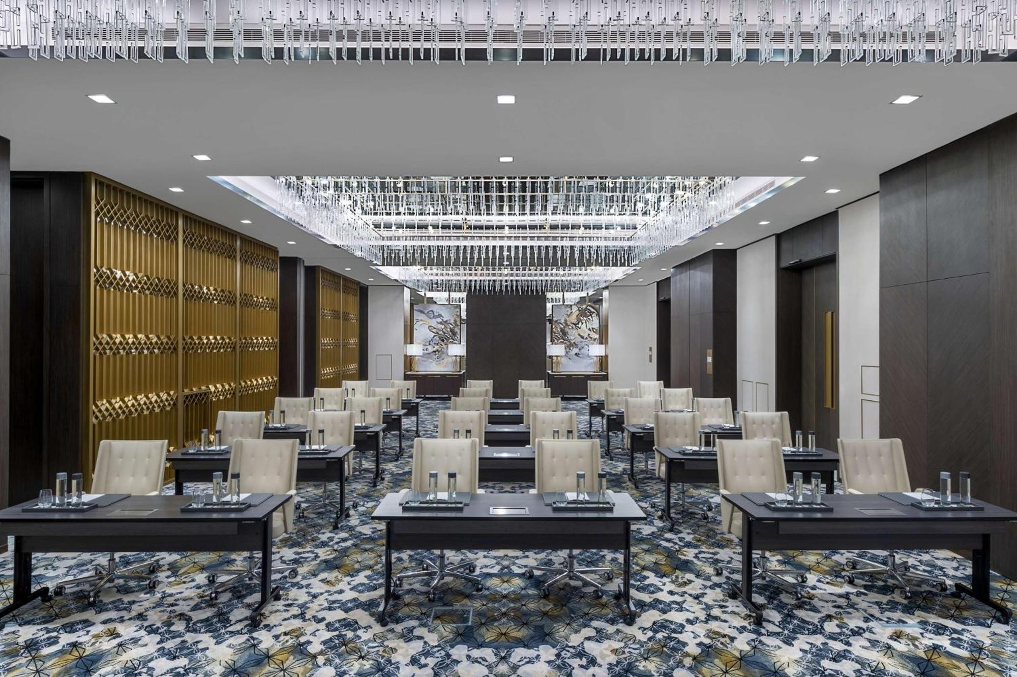 Waldorf Astoria Kuwait Kuwait City Exterior foto The ballroom